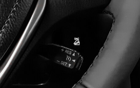 Toyota RAV4, 2015 год, 2 310 000 рублей, 21 фотография