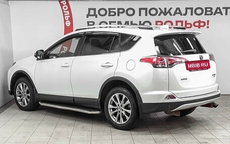 Toyota RAV4, 2015 год, 2 310 000 рублей, 6 фотография