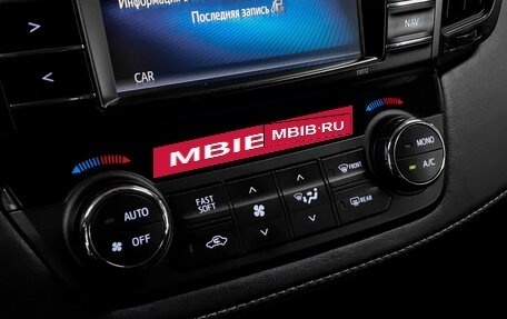 Toyota RAV4, 2015 год, 2 310 000 рублей, 14 фотография