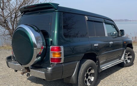 Mitsubishi Pajero III рестайлинг, 1998 год, 1 050 000 рублей, 3 фотография