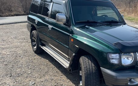 Mitsubishi Pajero III рестайлинг, 1998 год, 1 050 000 рублей, 2 фотография