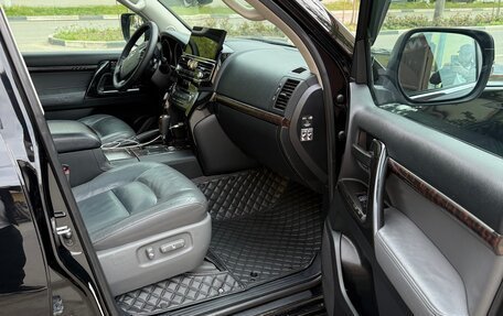 Toyota Land Cruiser 200, 2009 год, 2 900 000 рублей, 2 фотография