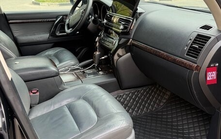 Toyota Land Cruiser 200, 2009 год, 2 900 000 рублей, 3 фотография