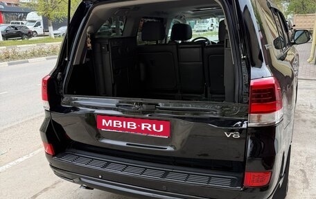 Toyota Land Cruiser 200, 2009 год, 2 900 000 рублей, 6 фотография