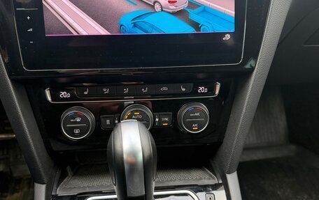 Volkswagen Passat B8 рестайлинг, 2019 год, 3 400 000 рублей, 16 фотография