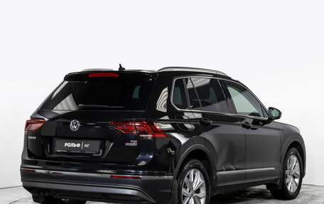 Volkswagen Tiguan II, 2017 год, 1 898 000 рублей, 4 фотография