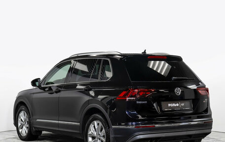 Volkswagen Tiguan II, 2017 год, 1 898 000 рублей, 5 фотография
