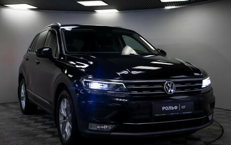 Volkswagen Tiguan II, 2017 год, 1 898 000 рублей, 20 фотография