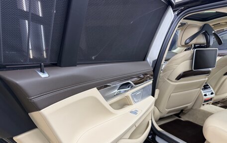 BMW 7 серия, 2018 год, 13 фотография