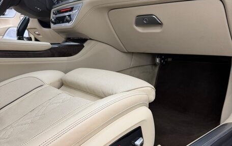 BMW 7 серия, 2018 год, 19 фотография