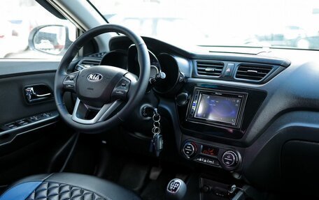 KIA Rio III рестайлинг, 2013 год, 799 000 рублей, 10 фотография