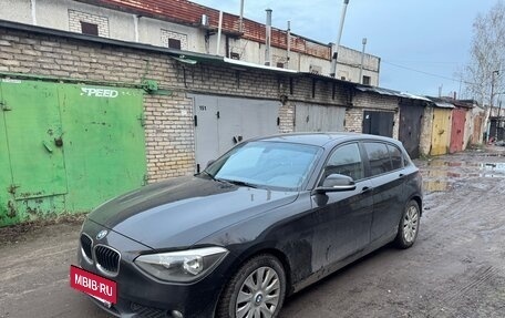 BMW 1 серия, 2011 год, 950 000 рублей, 6 фотография