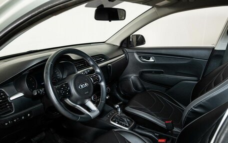 KIA Rio IV, 2018 год, 1 211 000 рублей, 5 фотография