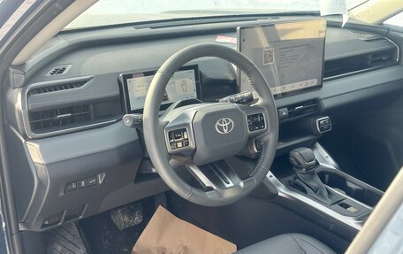 Toyota RAV4, 2026 год, 4 200 000 рублей, 8 фотография