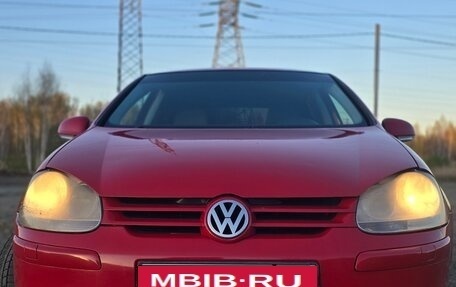 Volkswagen Golf V, 2004 год, 470 000 рублей, 3 фотография