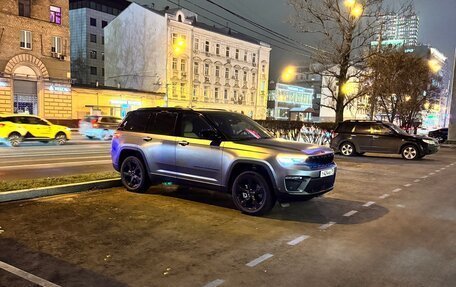 Jeep Grand Cherokee, 2023 год, 7 500 000 рублей, 5 фотография