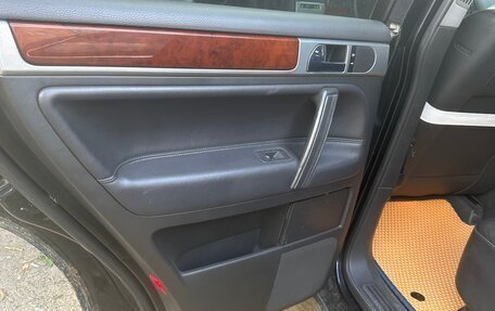 Volkswagen Touareg III, 2005 год, 700 000 рублей, 5 фотография