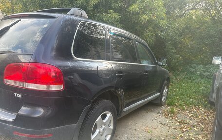 Volkswagen Touareg III, 2005 год, 700 000 рублей, 2 фотография