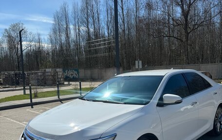 Toyota Camry, 2016 год, 1 990 000 рублей, 2 фотография