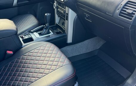 Toyota Land Cruiser Prado 150 рестайлинг 2, 2013 год, 2 580 000 рублей, 9 фотография