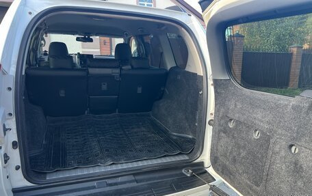 Toyota Land Cruiser Prado 150 рестайлинг 2, 2013 год, 2 580 000 рублей, 11 фотография