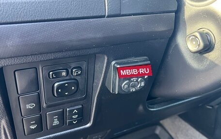 Toyota Land Cruiser Prado 150 рестайлинг 2, 2013 год, 2 580 000 рублей, 17 фотография