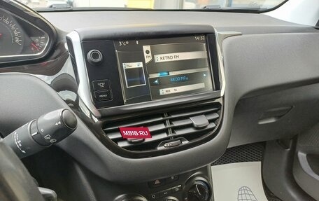 Peugeot 208 II, 2013 год, 569 000 рублей, 9 фотография