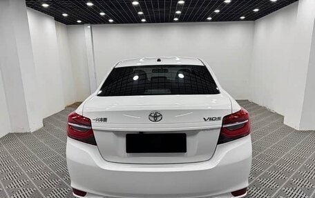 Toyota Vios III, 2022 год, 1 290 000 рублей, 4 фотография