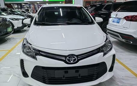 Toyota Vios III, 2022 год, 1 300 000 рублей, 2 фотография