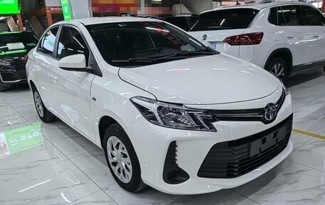 Toyota Vios III, 2022 год, 1 300 000 рублей, 3 фотография