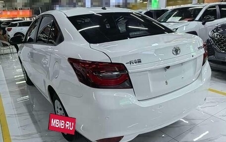 Toyota Vios III, 2022 год, 1 300 000 рублей, 4 фотография