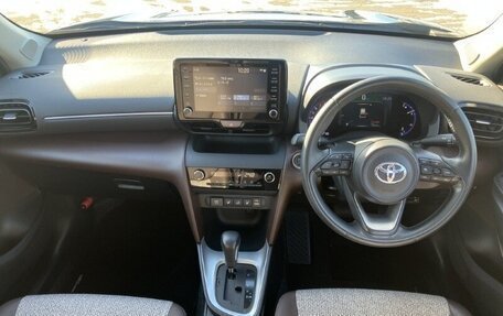 Toyota Yaris Cross, 2023 год, 1 502 000 рублей, 14 фотография