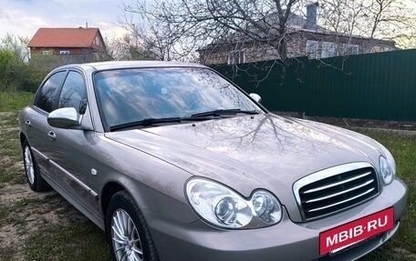 Hyundai Sonata IV рестайлинг, 2007 год, 1 000 000 рублей, 2 фотография