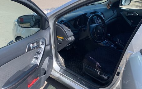 KIA Cerato III, 2010 год, 950 000 рублей, 8 фотография