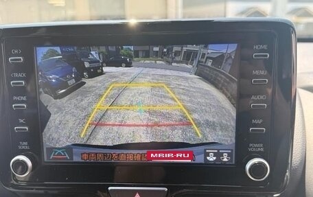 Toyota Yaris Cross, 2023 год, 1 350 000 рублей, 24 фотография