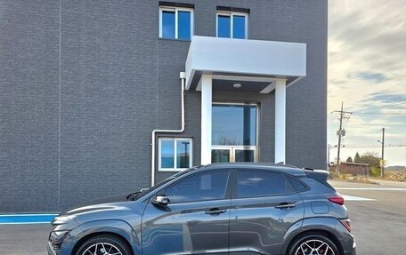 Hyundai Kona I, 2023 год, 1 720 000 рублей, 6 фотография