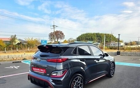 Hyundai Kona I, 2023 год, 1 720 000 рублей, 8 фотография