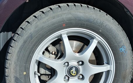 Toyota Ractis I, 2009 год, 715 000 рублей, 3 фотография