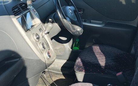 Toyota Ractis I, 2009 год, 715 000 рублей, 17 фотография