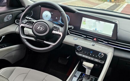 Hyundai Elantra, 2023 год, 1 400 080 рублей, 12 фотография