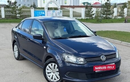 Volkswagen Polo VI (EU Market), 2013 год, 800 000 рублей, 4 фотография