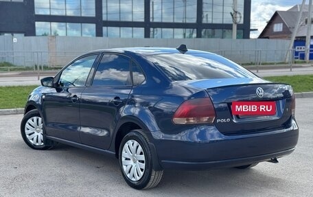 Volkswagen Polo VI (EU Market), 2013 год, 800 000 рублей, 2 фотография