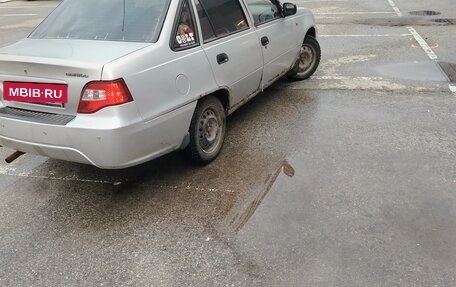 Daewoo Nexia I рестайлинг, 2010 год, 110 000 рублей, 4 фотография