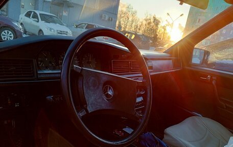 Mercedes-Benz 190 (W201), 1985 год, 170 000 рублей, 2 фотография