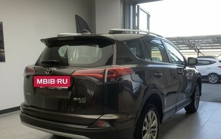 Toyota RAV4, 2016 год, 2 300 000 рублей, 4 фотография