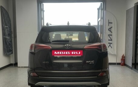 Toyota RAV4, 2016 год, 2 300 000 рублей, 5 фотография