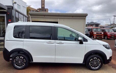 Honda Freed, 2025 год, 1 950 000 рублей, 3 фотография