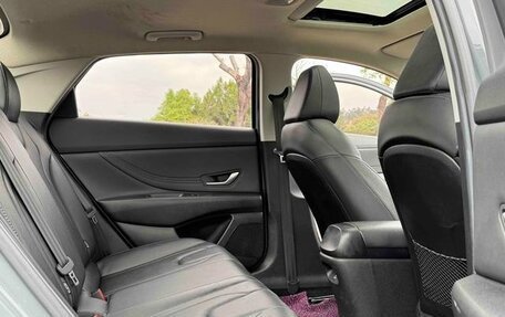 Hyundai Elantra, 2022 год, 1 120 000 рублей, 8 фотография