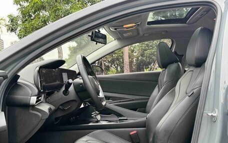 Hyundai Elantra, 2022 год, 1 120 000 рублей, 11 фотография