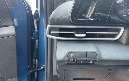 Hyundai Elantra, 2022 год, 1 047 000 рублей, 12 фотография